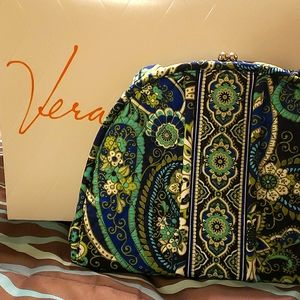 Vera Bradley Purse  Paisley print with Box